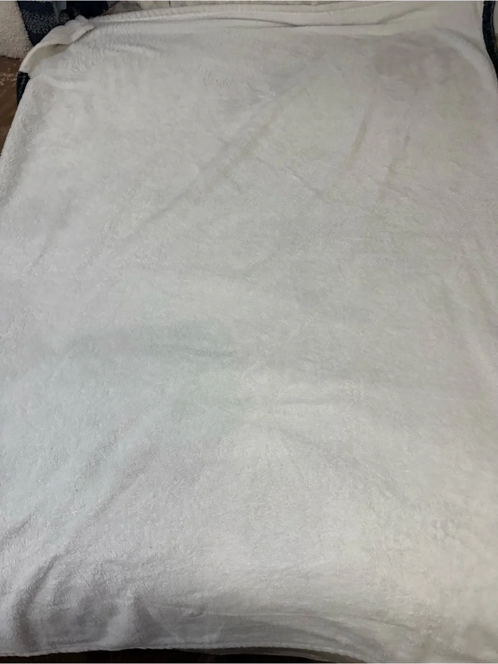 One Direction Super Soft 38” X 56” Black & White Plush Blanket
